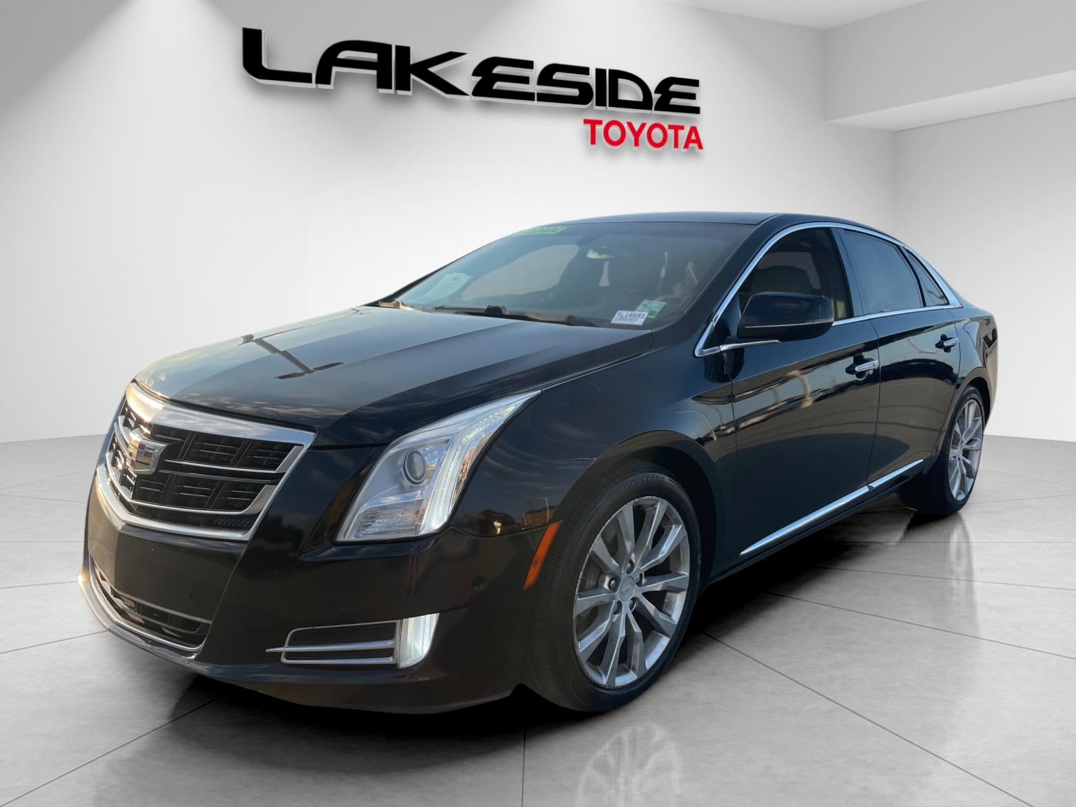 Used 2017 Cadillac XTS Luxury with VIN 2G61M5S3XH9161439 for sale in Metairie, LA