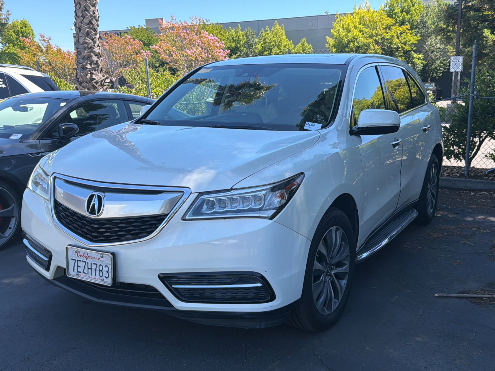 Used 2014 White Diamond Pearl Acura 3.5L Technology Package 4D Sport Utility image 2