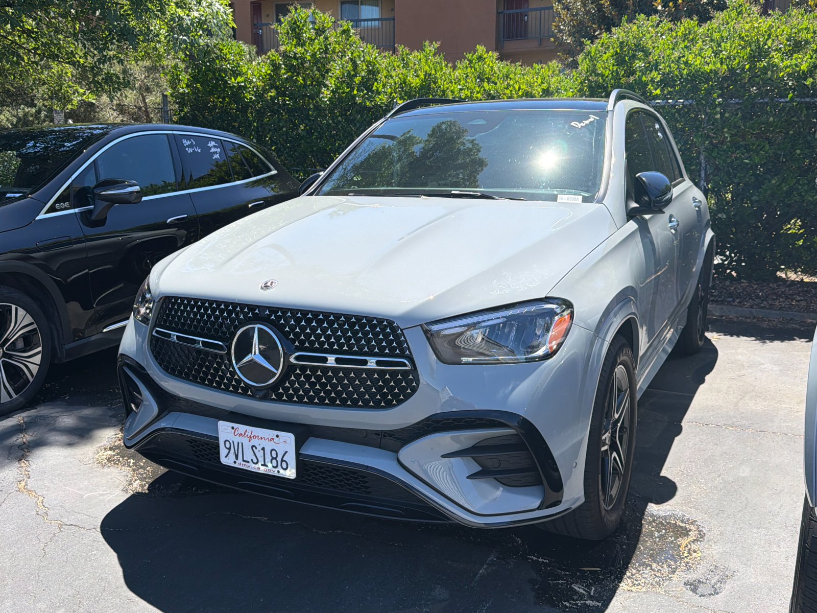 Certified Used 2025 MANUFAKTUR Alpine Grey Mercedes-Benz GLE 450 4D Sport Utility 4MATIC® image 2