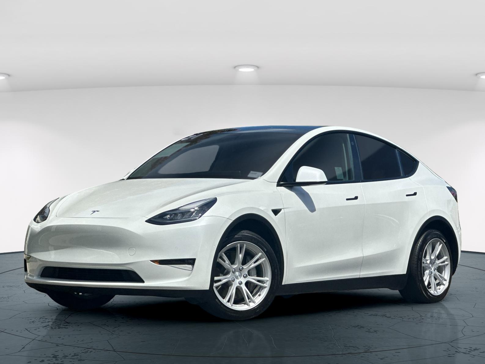 Used 2021 Tesla Model Y Long Range with VIN 5YJYGDEE9MF141960 for sale in Pleasanton, CA