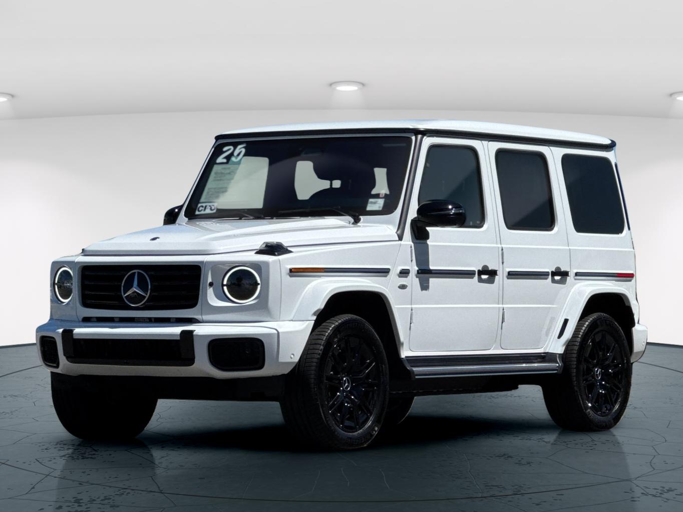 Certified Used 2025 MANUFAKTUR Moonlight White Metallic Mercedes-Benz G 580 4D Sport Utility 4MATIC® image 2