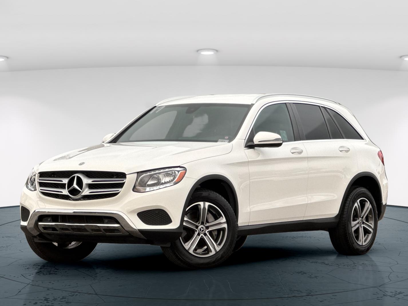 Used 2017 Polar White Mercedes-Benz GLC 300 4D Sport Utility image 2