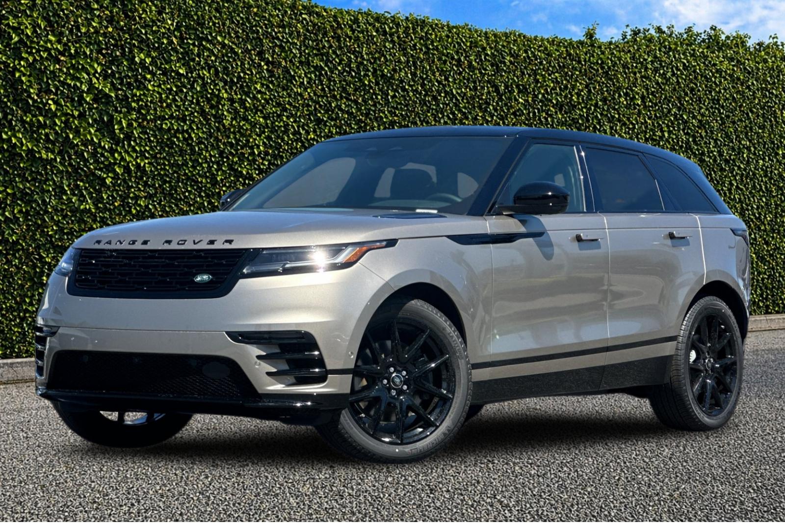 2026 Land Rover Range Rover Velar Dynamic SE - Photo 2