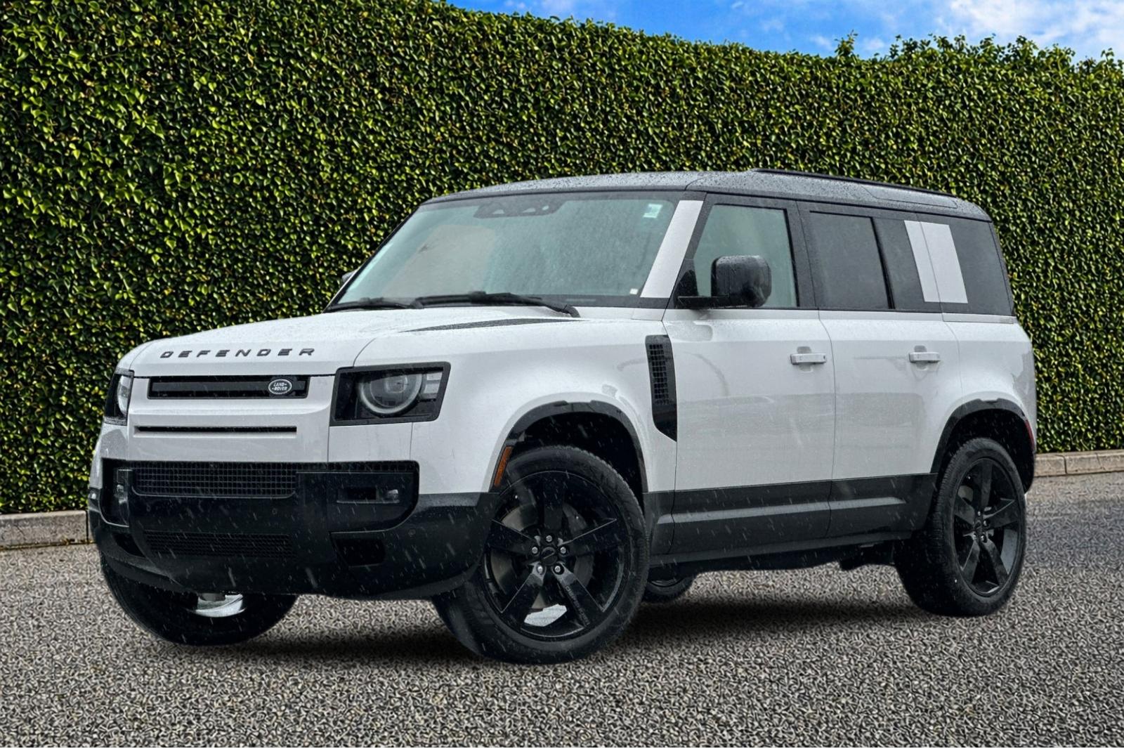 New 2026 Borasco Grey Land Rover X-Dynamic SE image 2