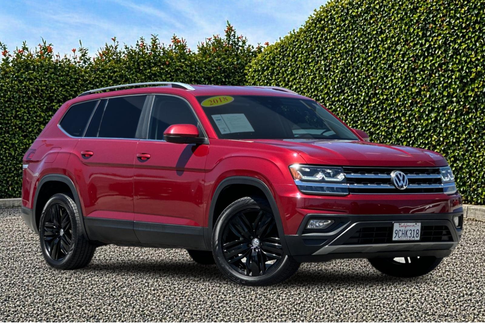 Used 2018 Volkswagen Atlas SE w/Tech with VIN 1V2DR2CA1JC511836 for sale in Sand City, CA