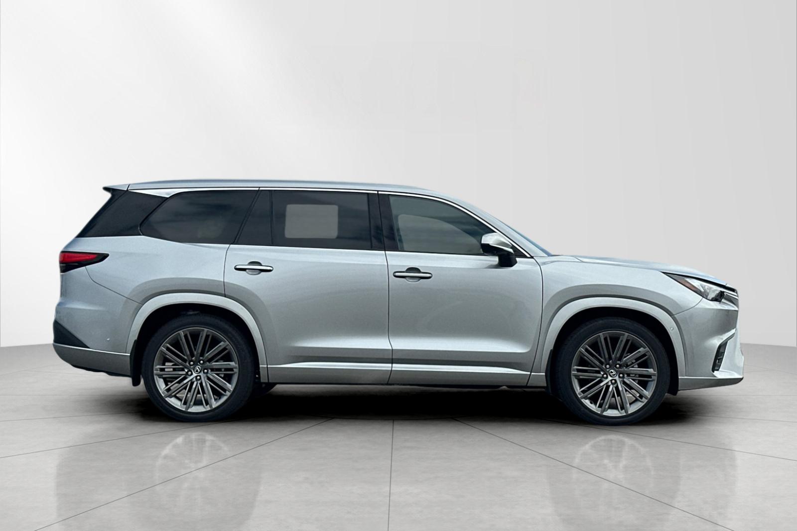 2025 Lexus TX 350 Luxury photo 2