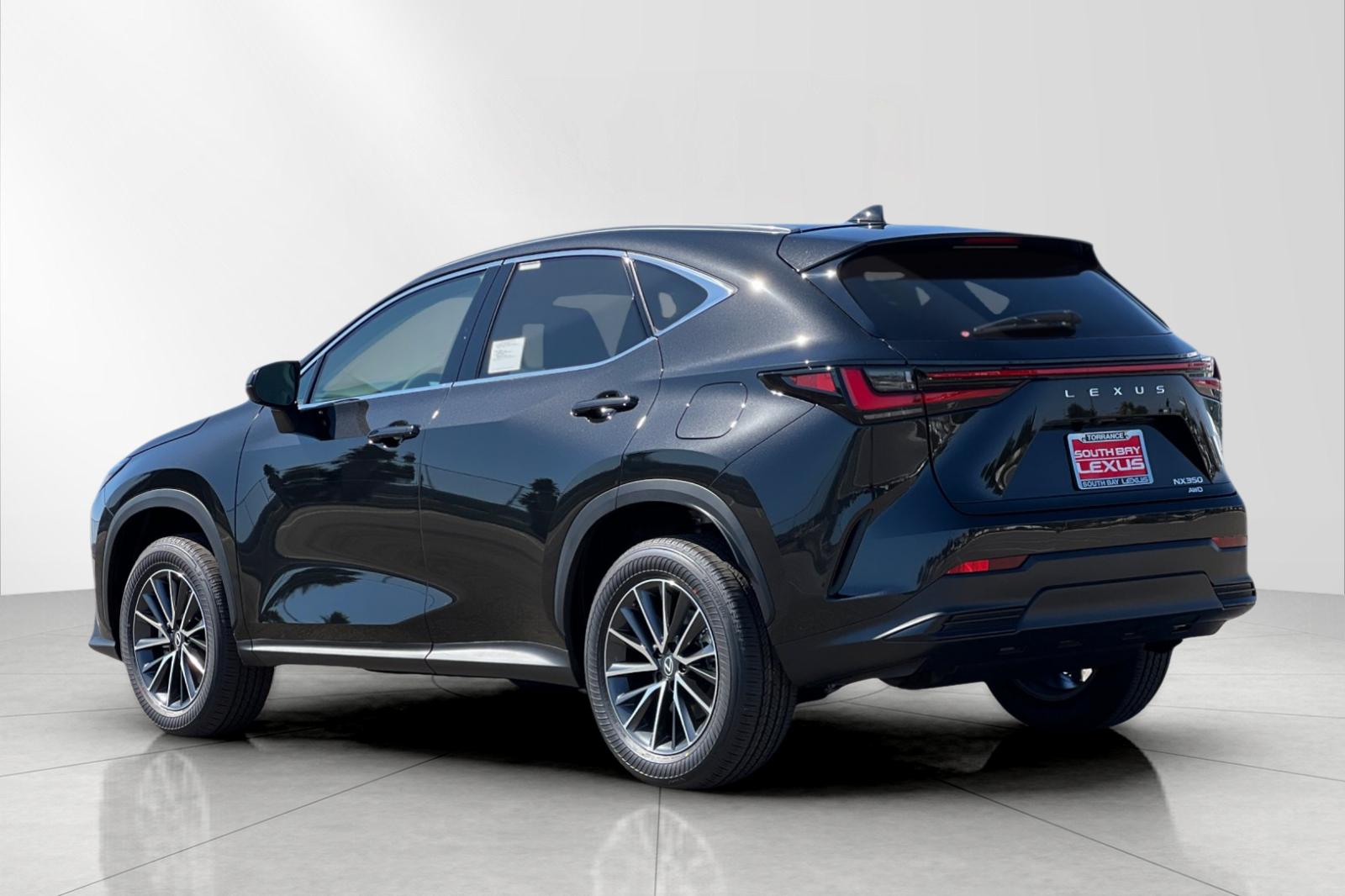 2026 Lexus NX 350 photo 2