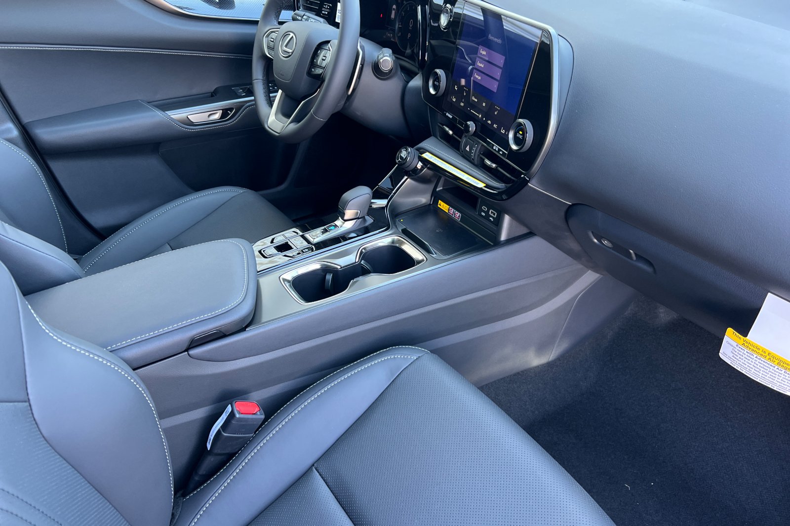 2026 Lexus NX 350 photo 14