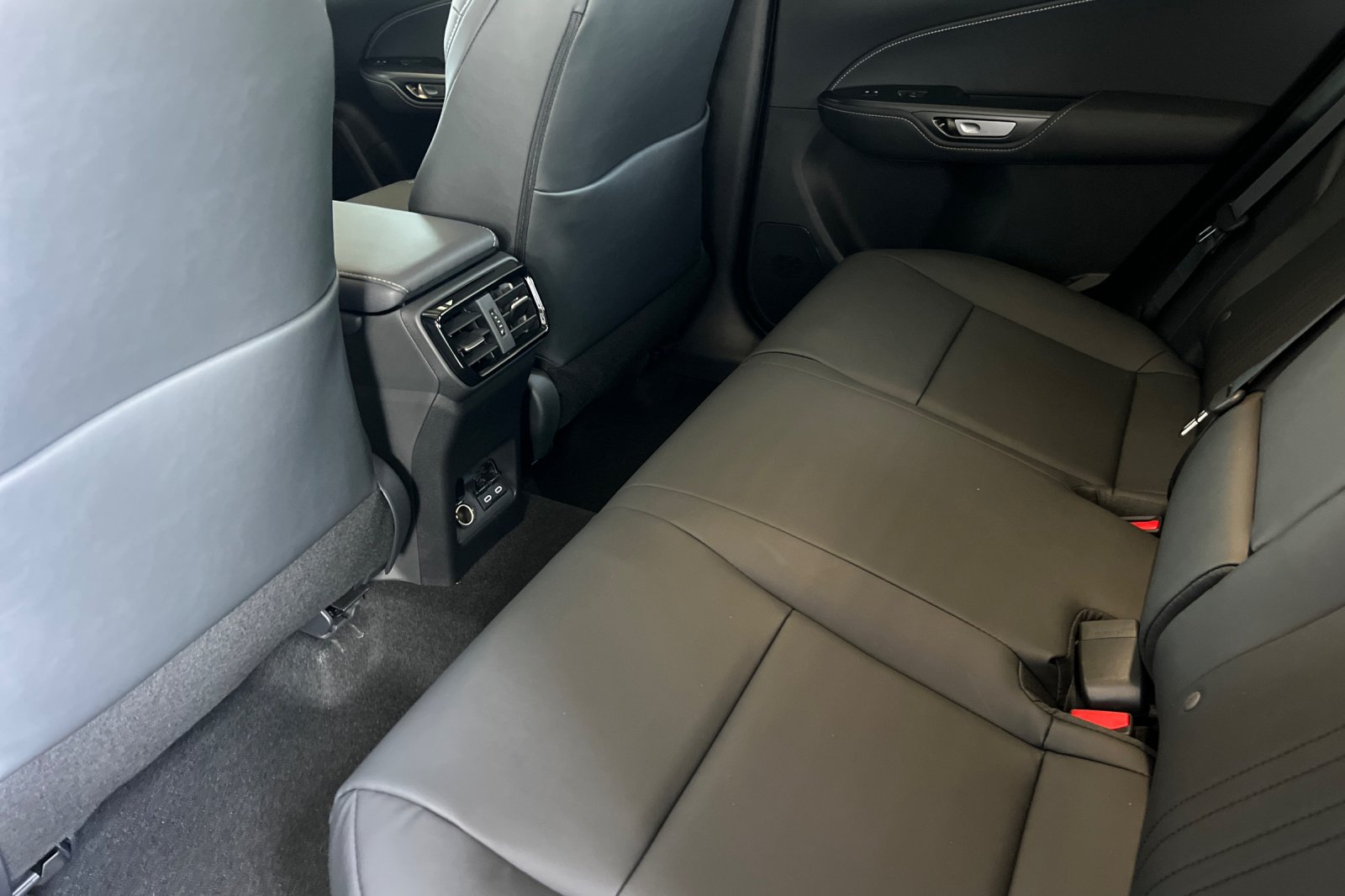 2026 Lexus NX 350 AWD photo 10