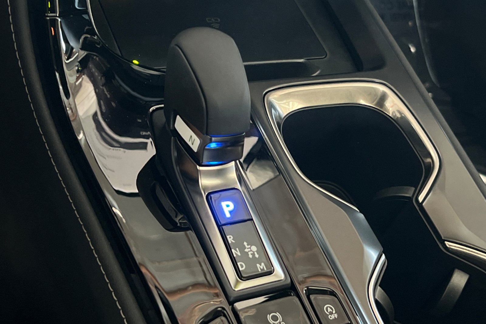2026 Lexus NX 350 AWD photo 18