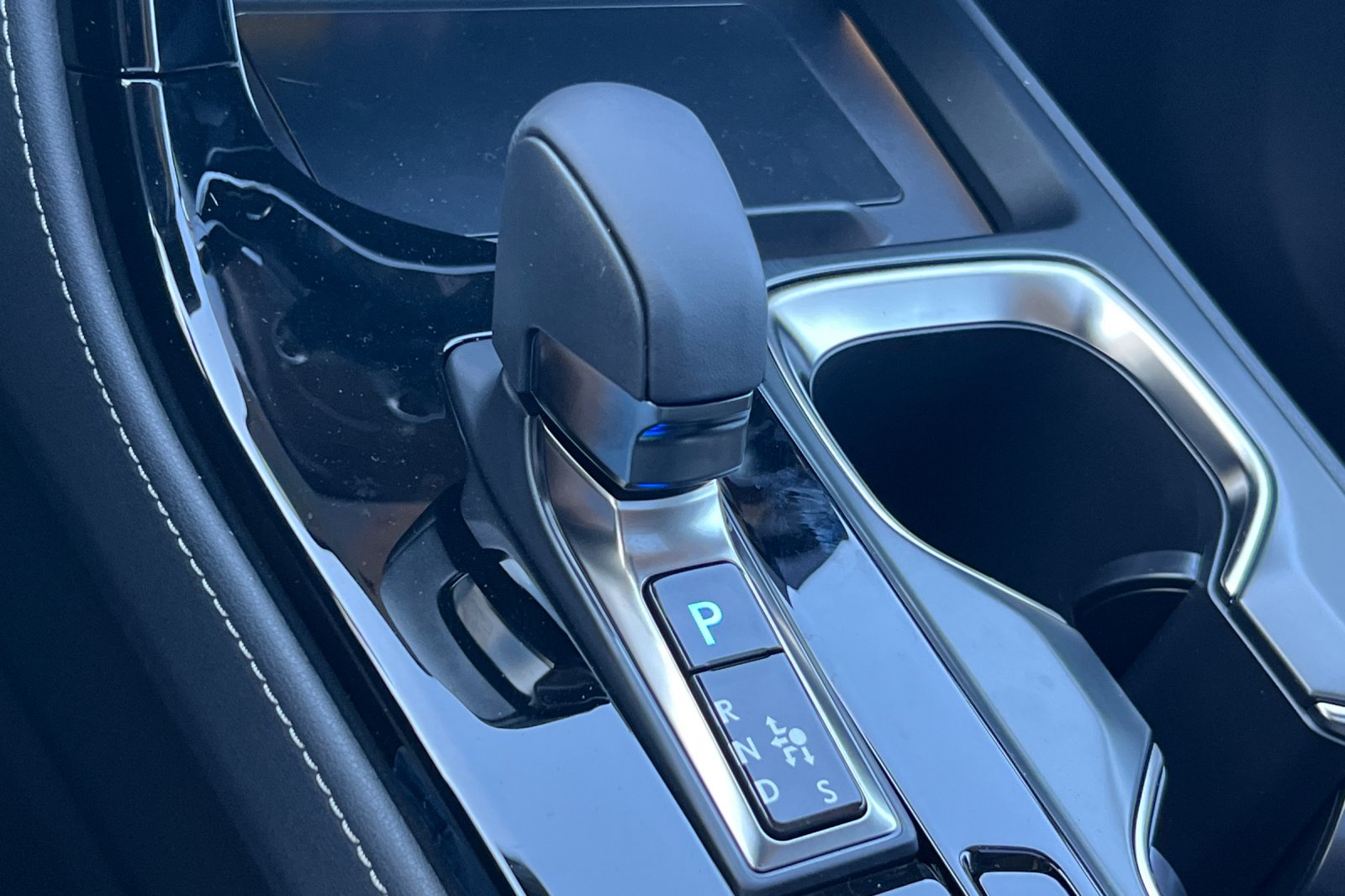 2026 Lexus NX 350h Premium AWD photo 19
