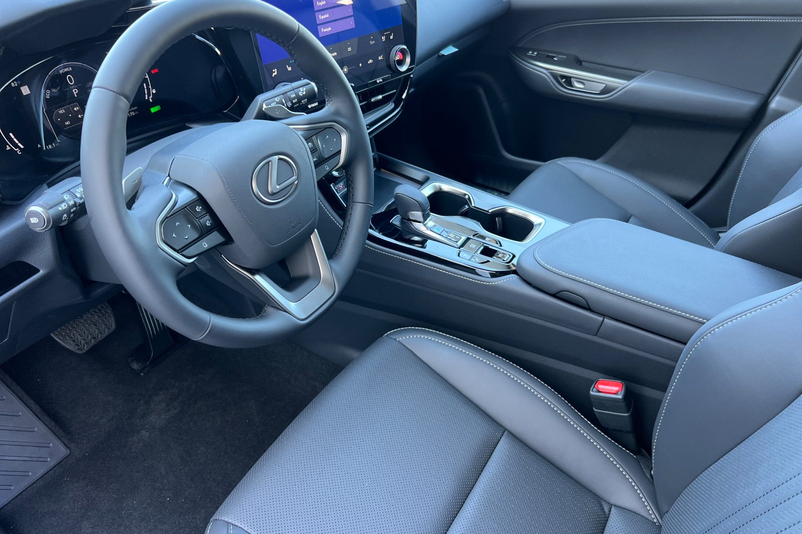 2026 Lexus NX 350h Premium AWD photo 8