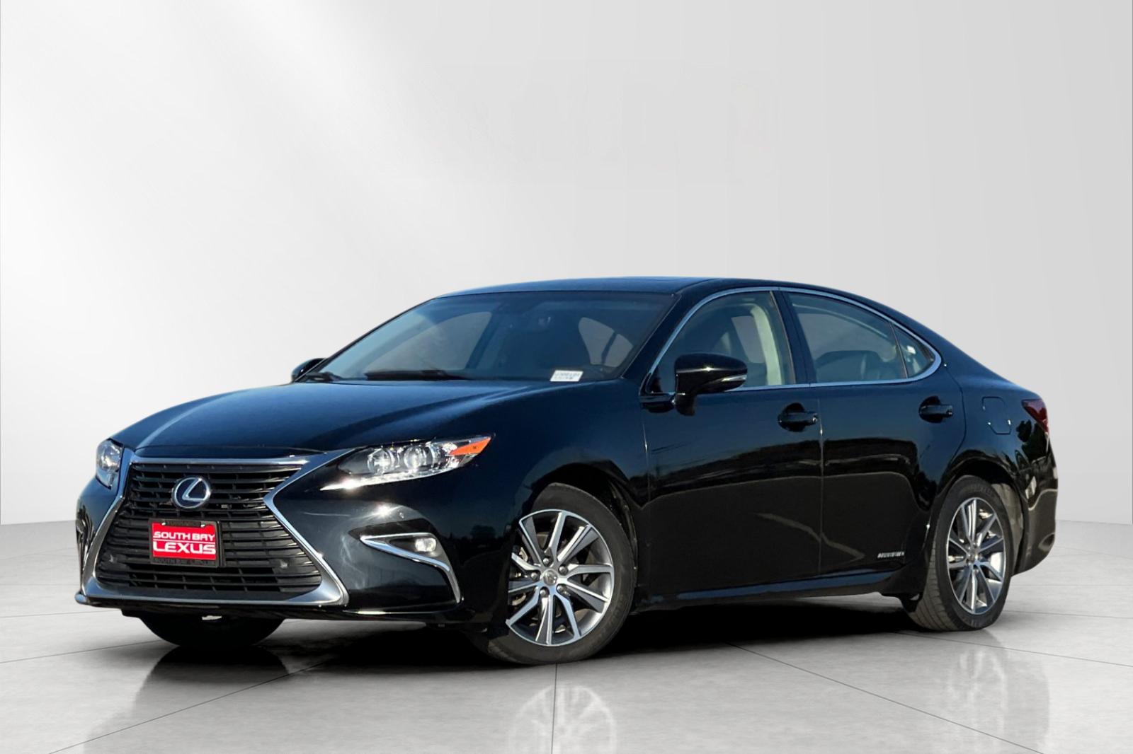 2016 Lexus ES 300h