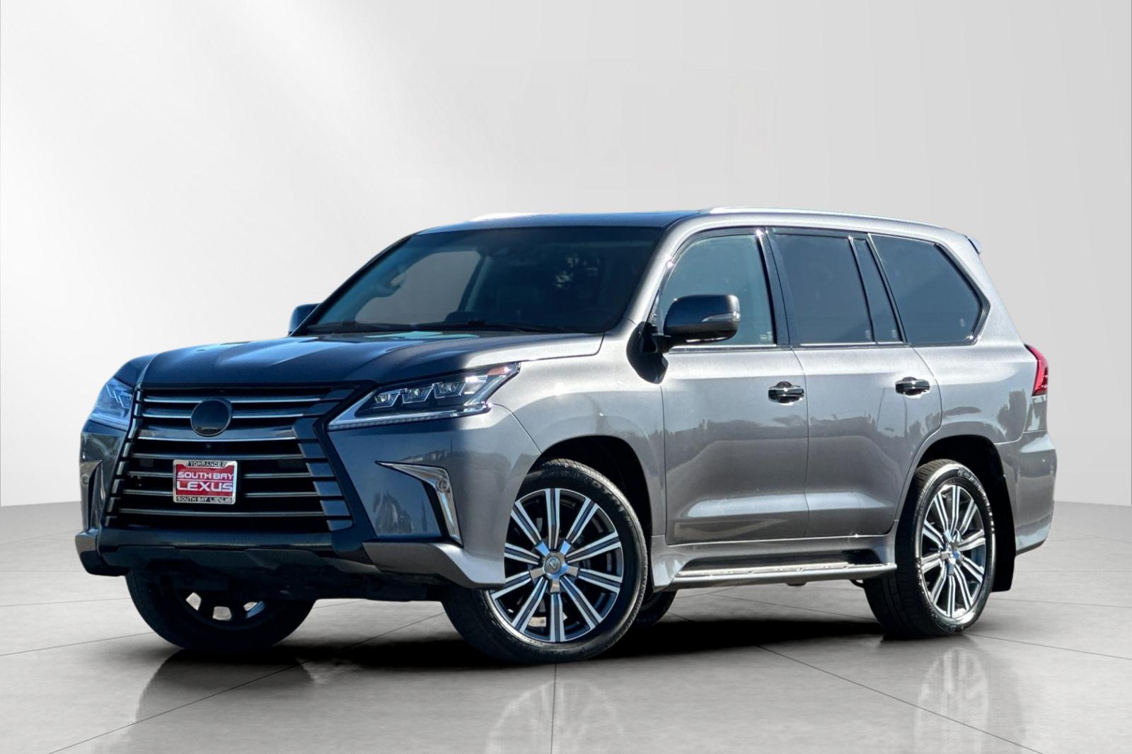 2017 Lexus LX 570's photo