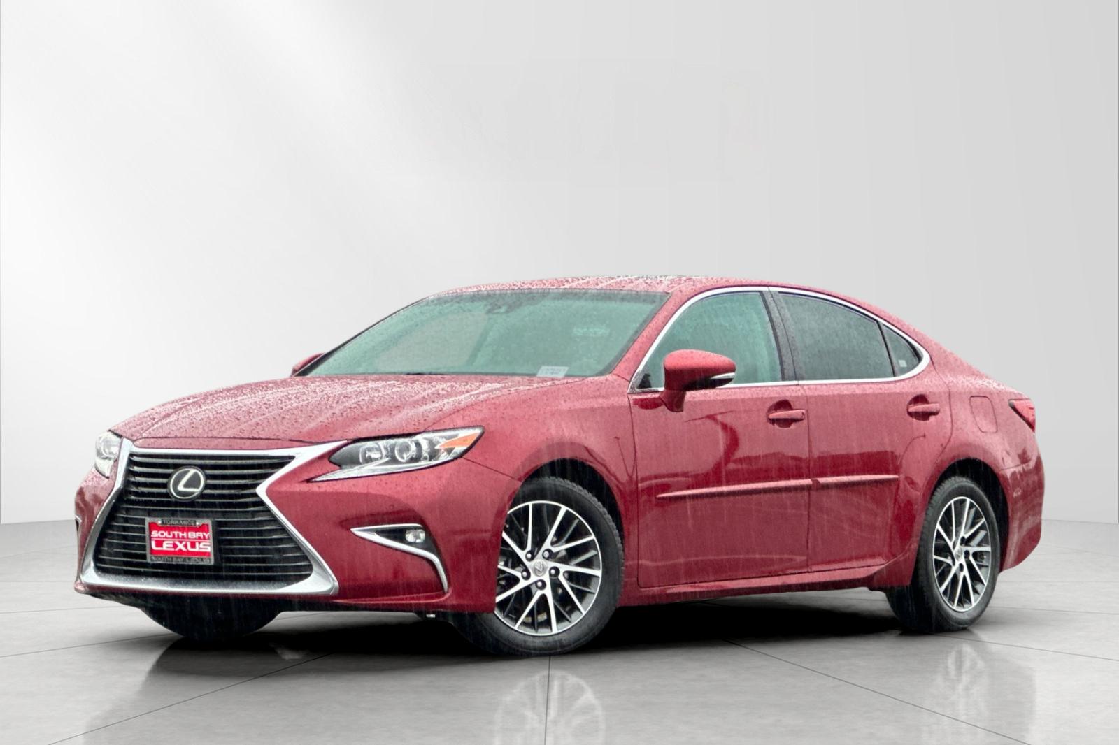 2017 Lexus ES 350's photo