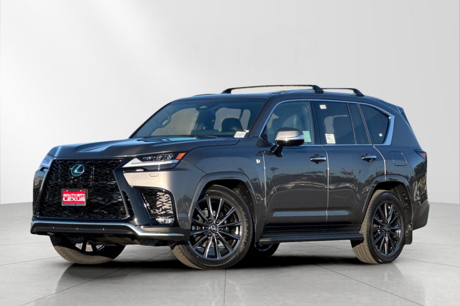 2026 Lexus LX 600 F-Sport - Photo 2