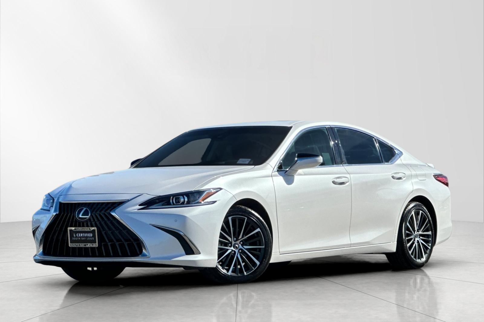 2025 Lexus ES Base's photo