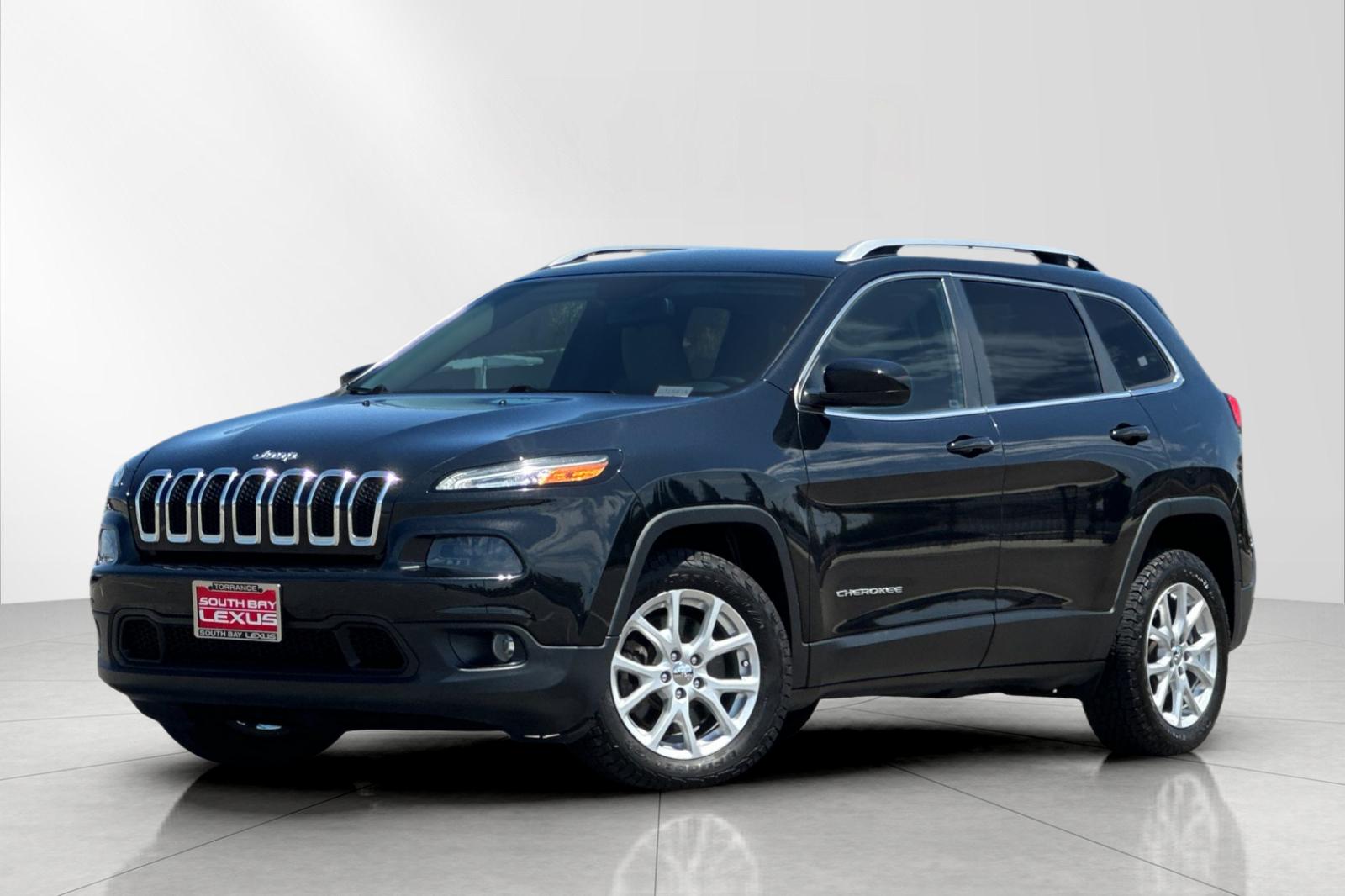 Used 2016 Jeep Cherokee Latitude with VIN 1C4PJLCB2GW230415 for sale in Torrance, CA