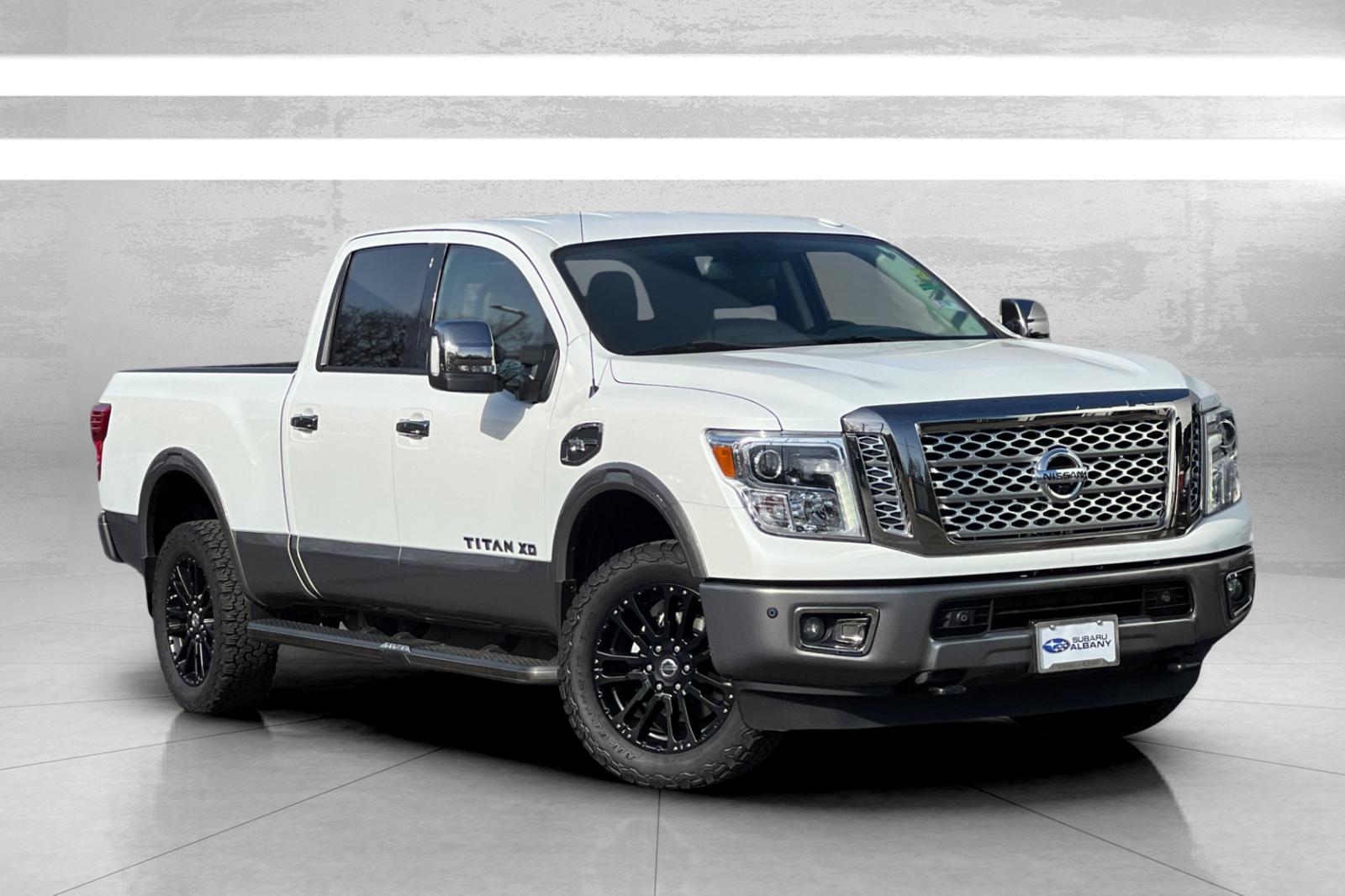 Full Fender and Mirror Kit | NISSAN TITAN XD PLATINUM RESERVE 2019 Full Fender and Mirror Kit | NISSAN TITAN XD PLATINUM RESERVE 2019