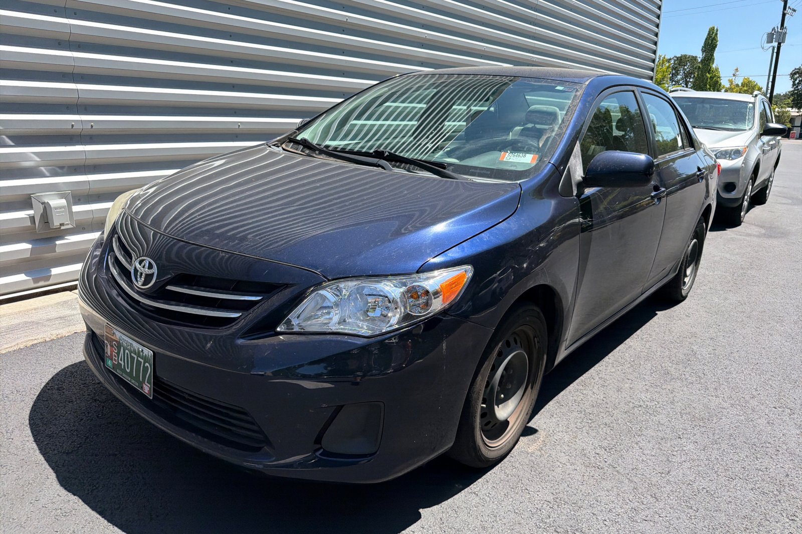 Used 2013  Toyota  image 2
