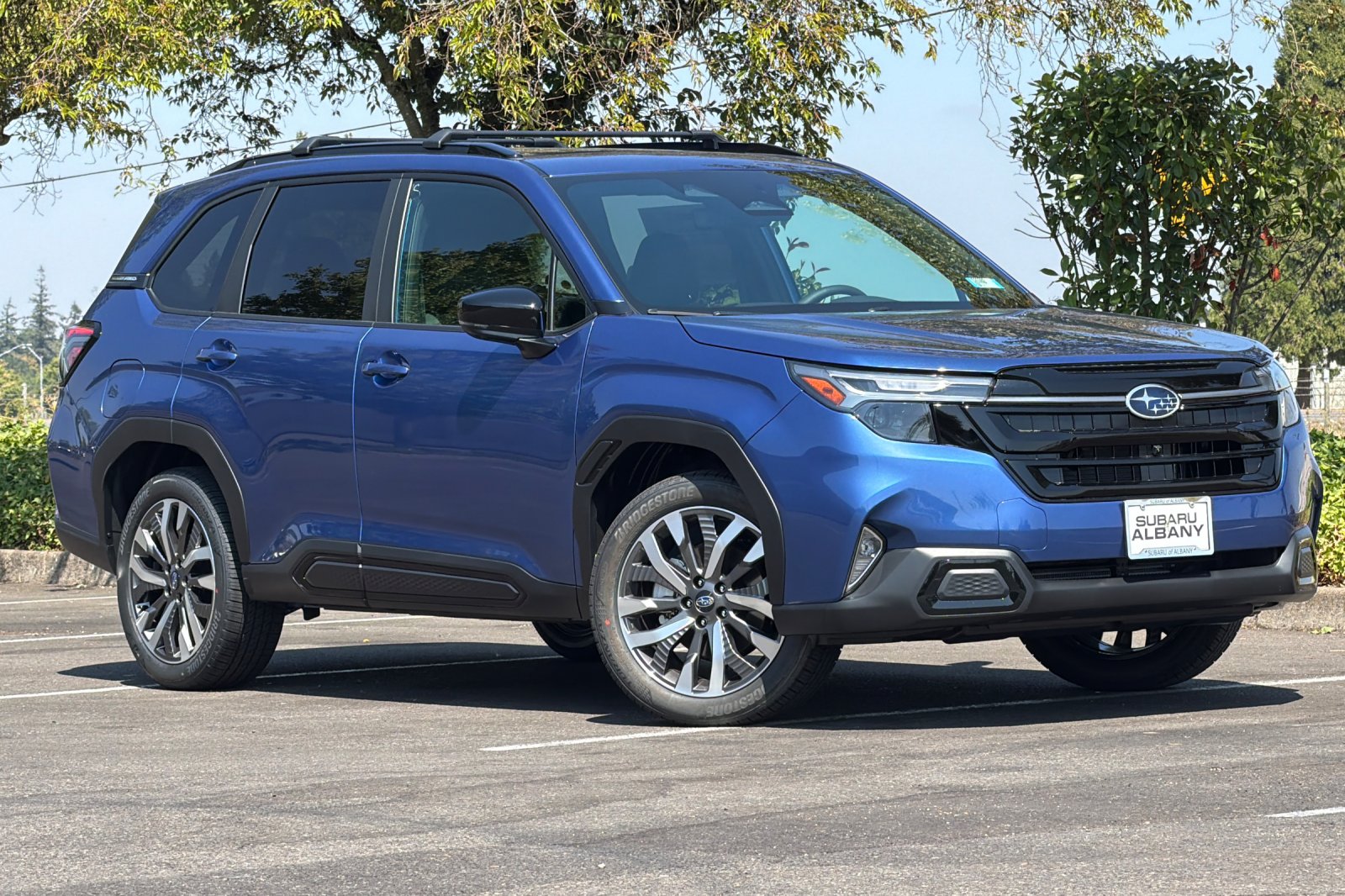 New 2026 DAYBREAK BLUE PEARL Subaru Touring image 2