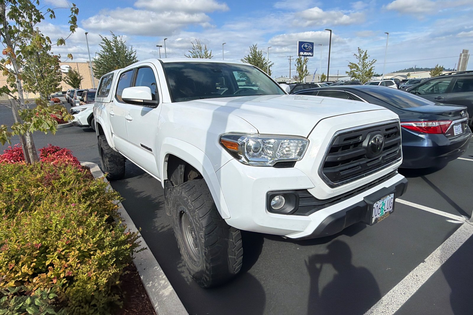 Used 2019 White Toyota SR5 image 2