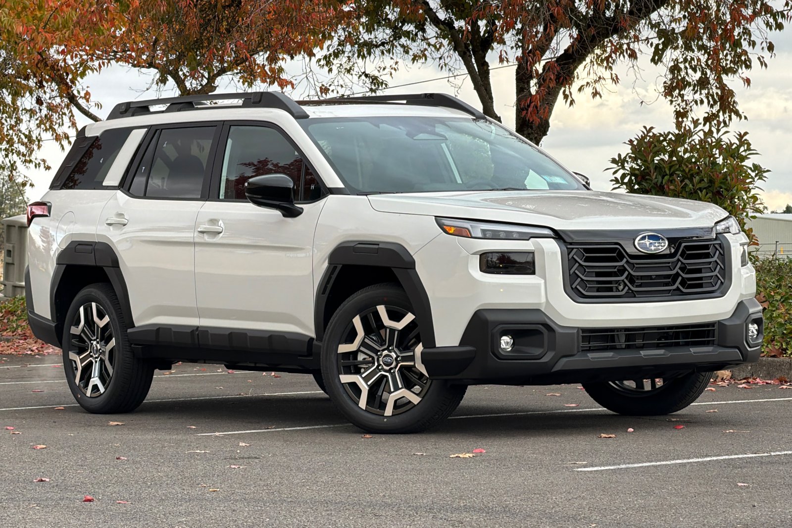 New 2026 CRYSTAL WHITE PEARL Subaru Touring XT image 2