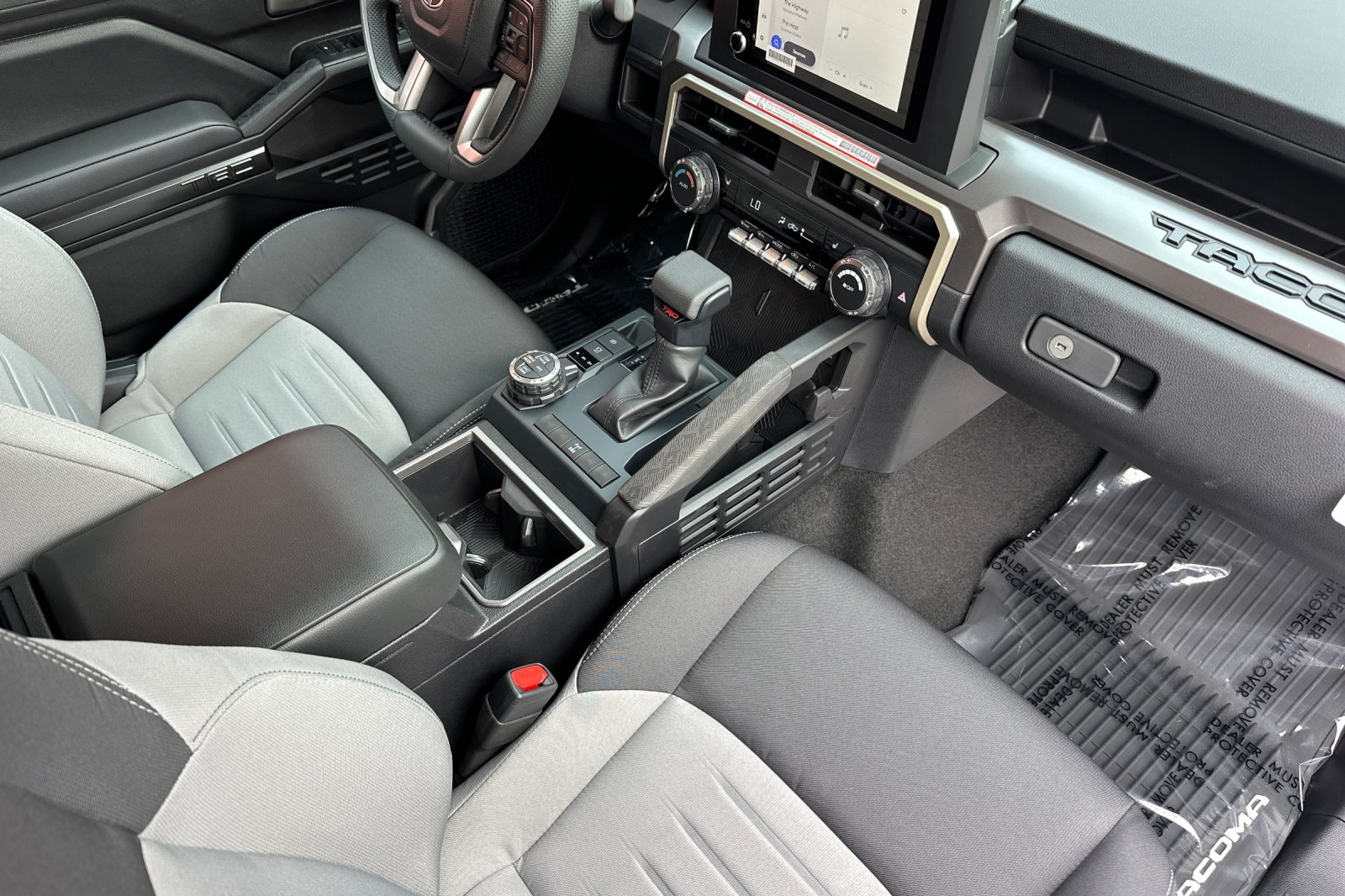 2025 Toyota Tacoma TRD Off-Road Double Cab photo 3