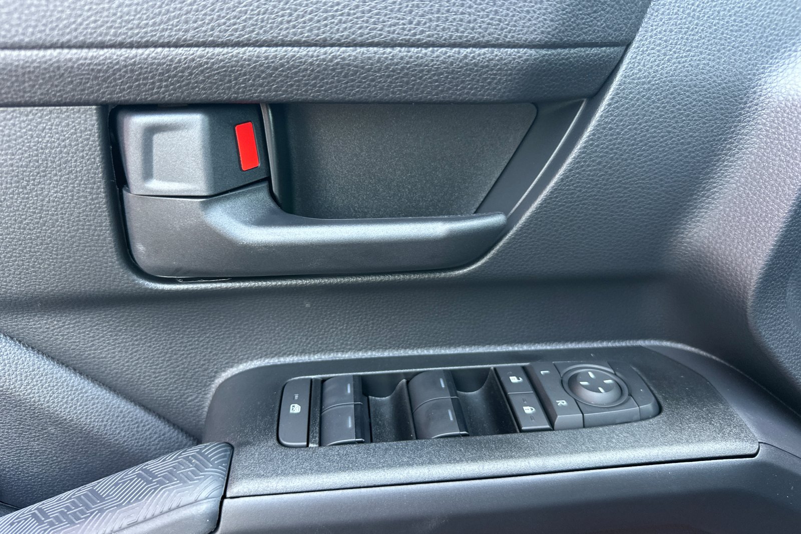 2025 Toyota 4Runner TRD Off-Road photo 8