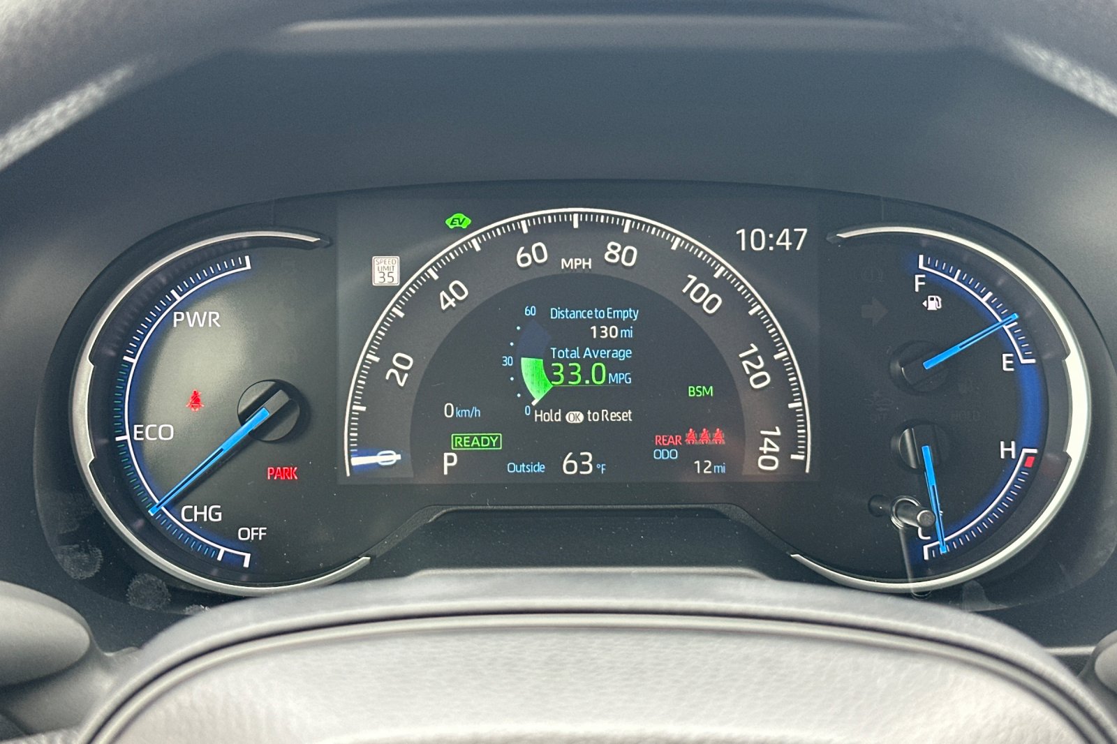 2025 Toyota RAV4 Hybrid XLE photo 20