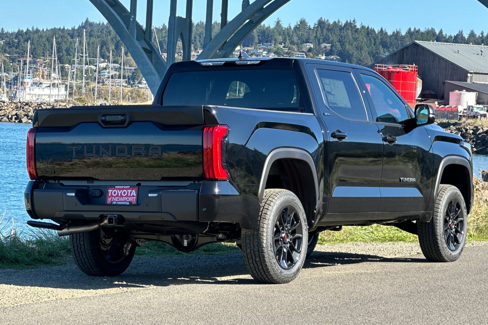 2026 Toyota Tundra SR5 CrewMax photo 4