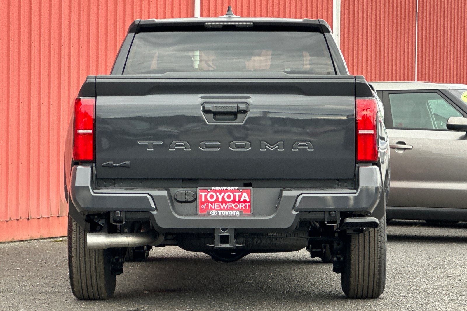 2025 Toyota Tacoma SR5 Double Cab photo 5