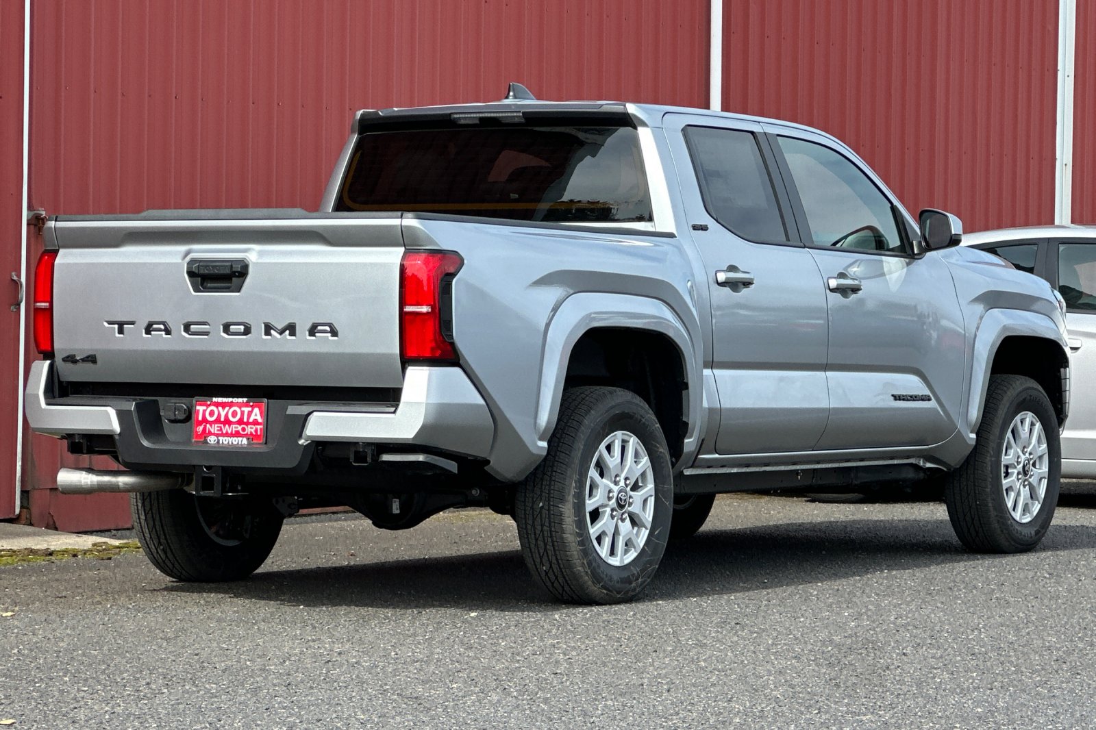 2025 Toyota Tacoma SR5 Double Cab photo 4