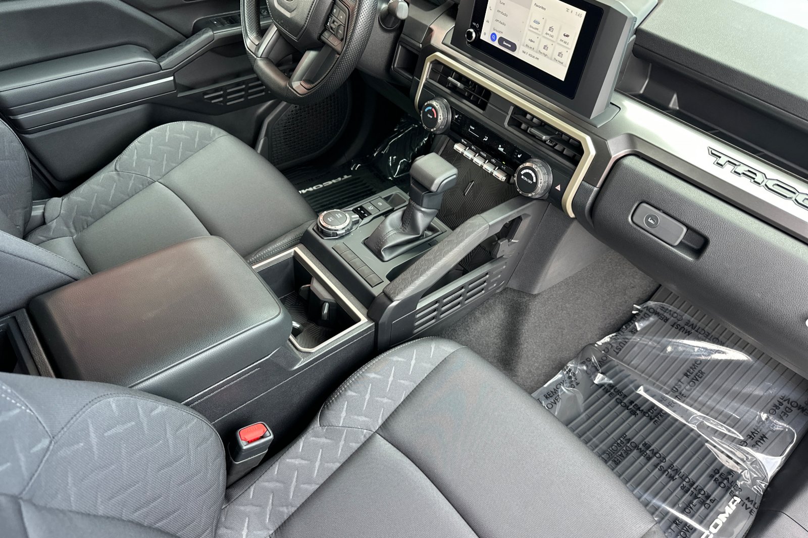 2025 Toyota Tacoma SR5 Double Cab photo 11
