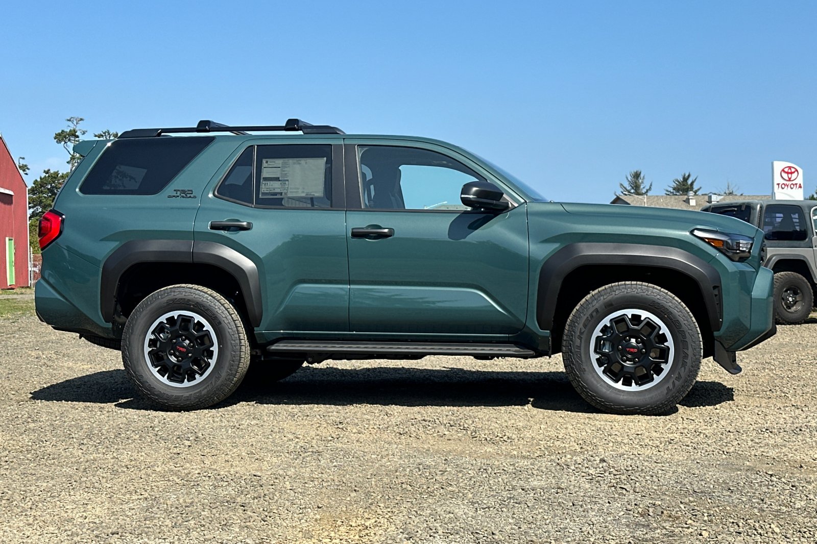 2025 Toyota 4Runner TRD Off-Road Premium photo 3