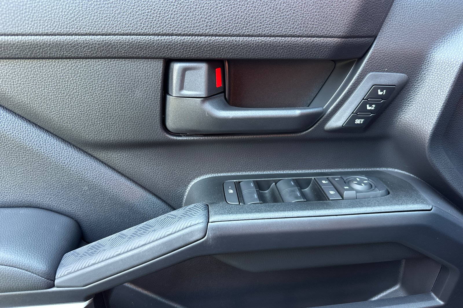 2025 Toyota 4Runner TRD Off-Road Premium photo 7