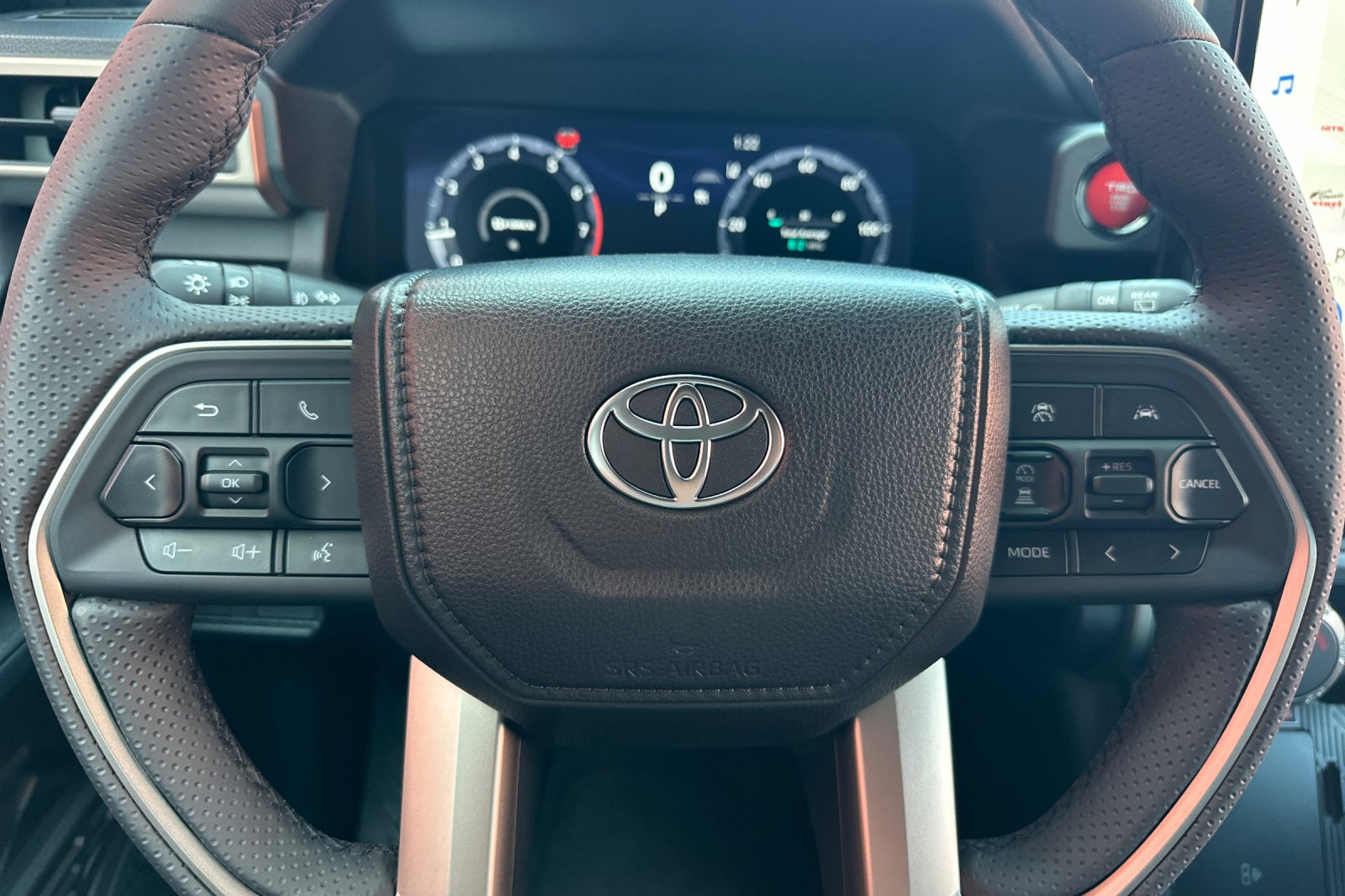 2025 Toyota 4Runner TRD Off-Road Premium photo 18
