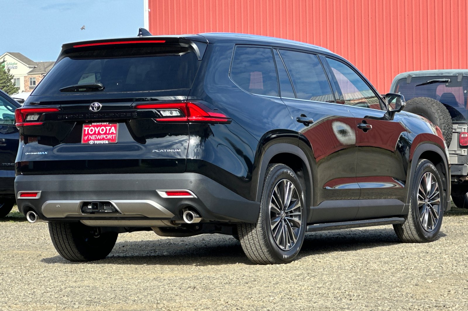 2025 Toyota Grand Highlander Hybrid MAX Platinum AWD photo 2