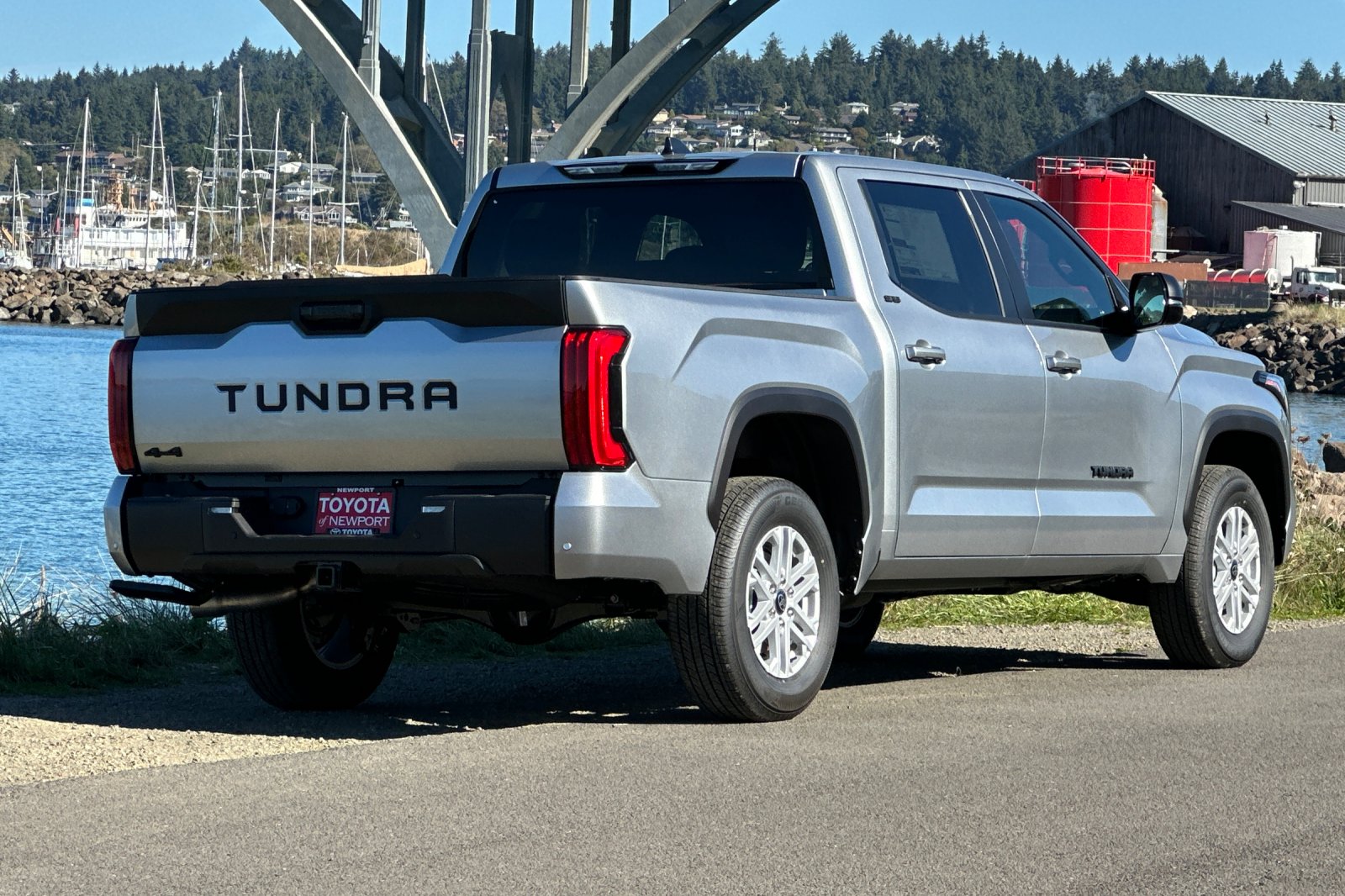 2026 Toyota Tundra SR5 CrewMax photo 4