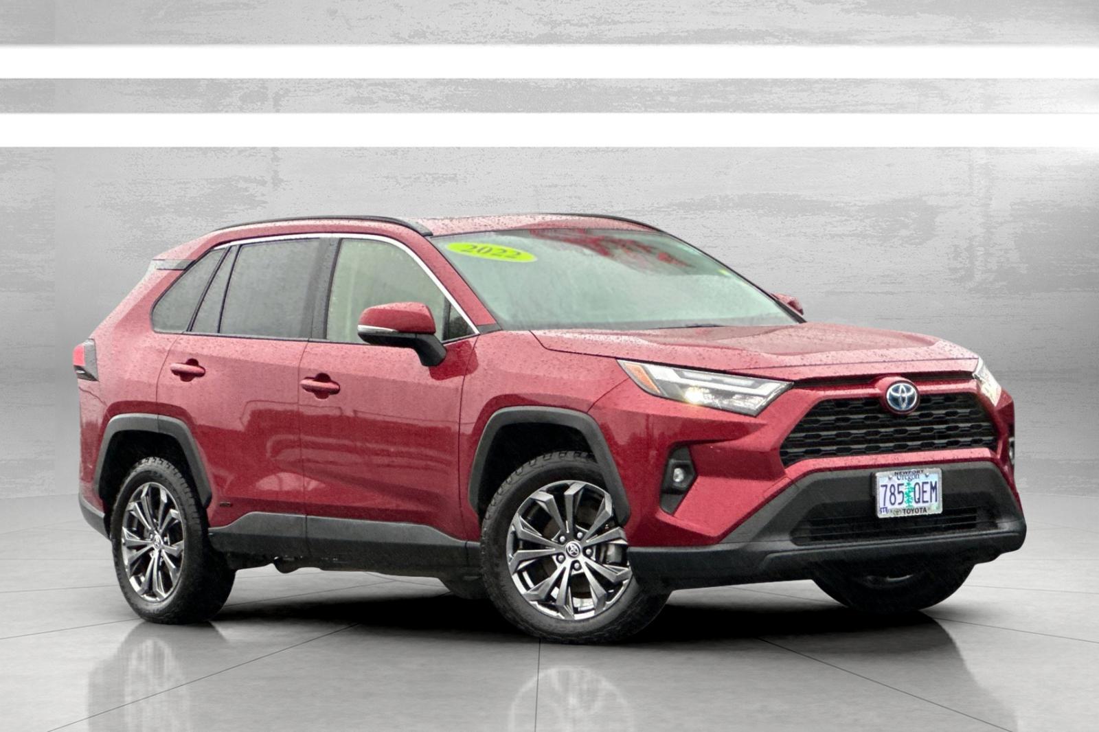 2022 Toyota RAV4 XLE Premium's photo