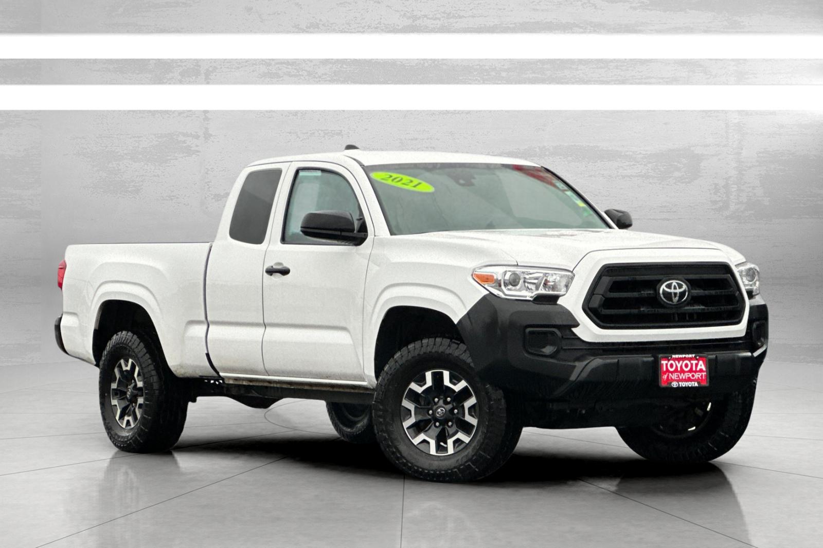 2021 Toyota Tacoma SR's photo