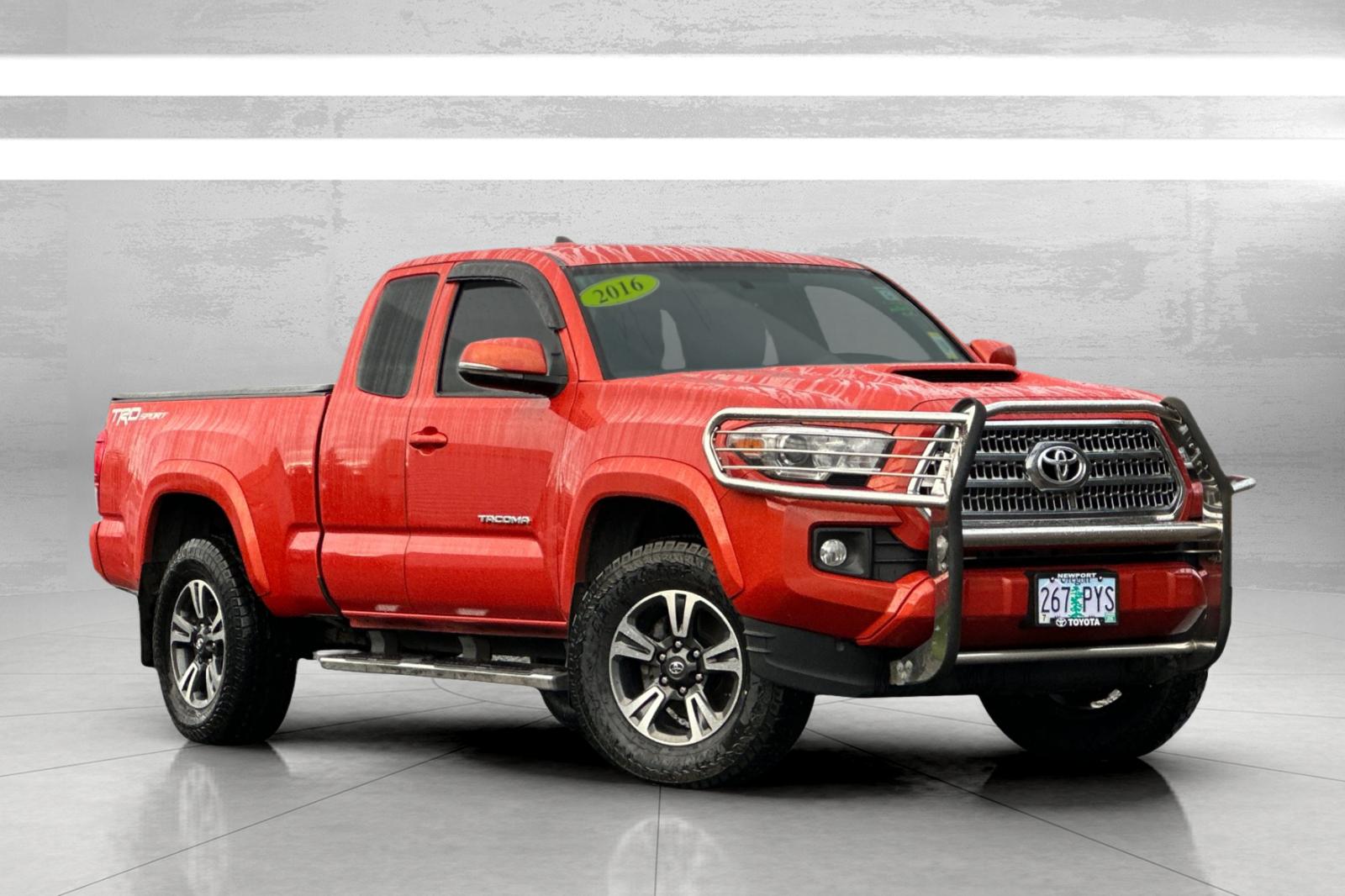 2016 Toyota Tacoma TRD Sport's photo