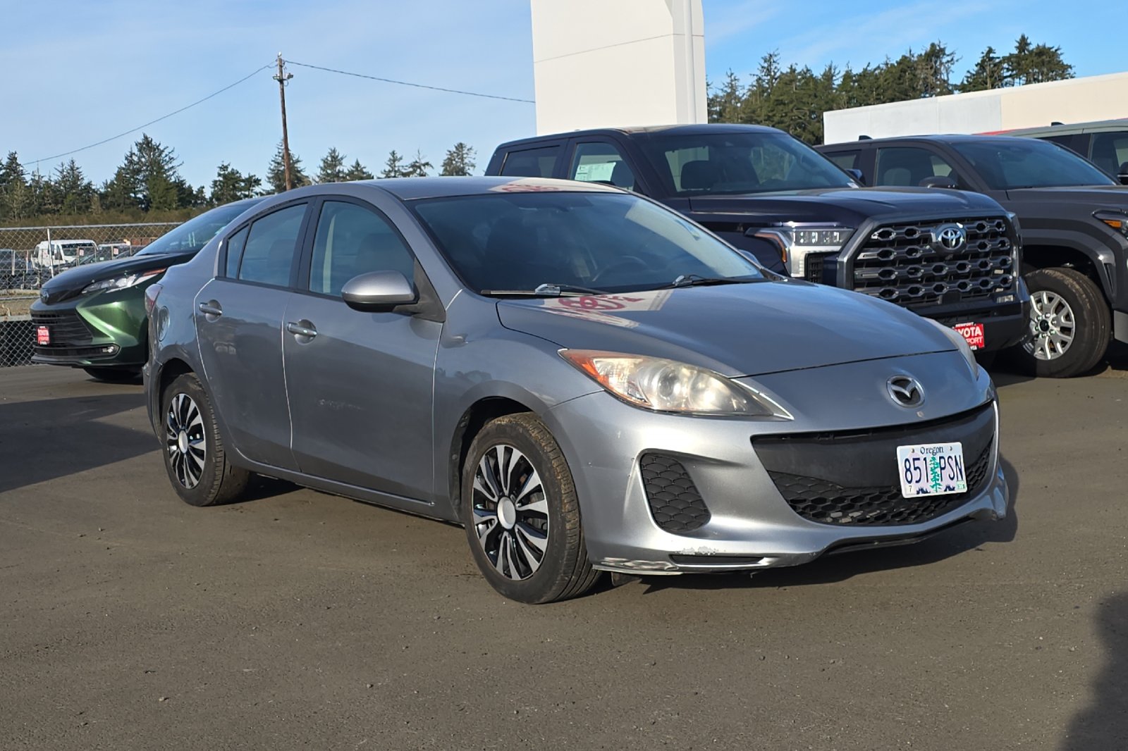 2013 Mazda MAZDA3 i SV