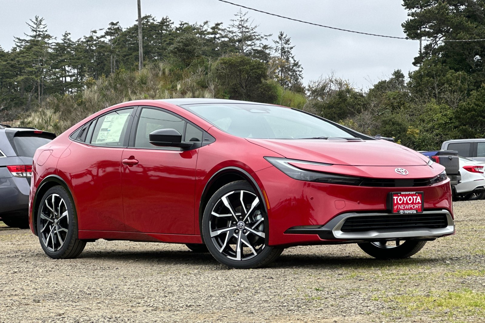 2026 Toyota Prius Plug-in Hybrid XSE - Photo 2