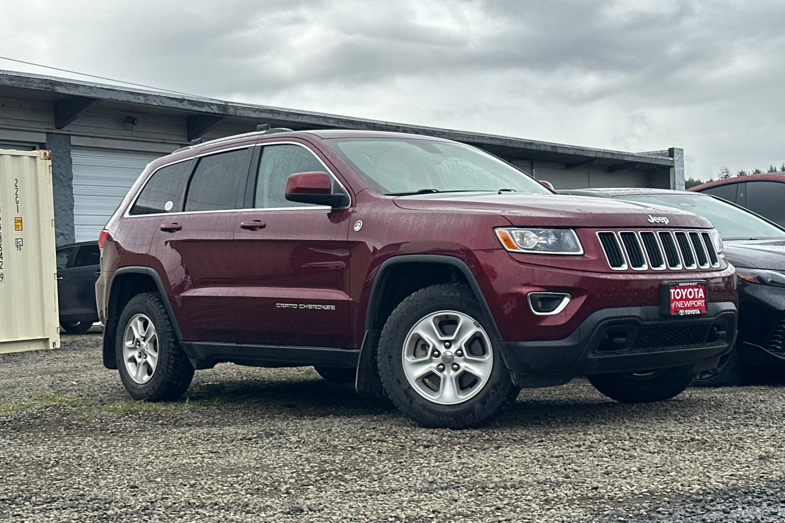 Used 2016 Jeep Grand Cherokee Laredo E with VIN 1C4RJFAG4GC345219 for sale in Newport, OR