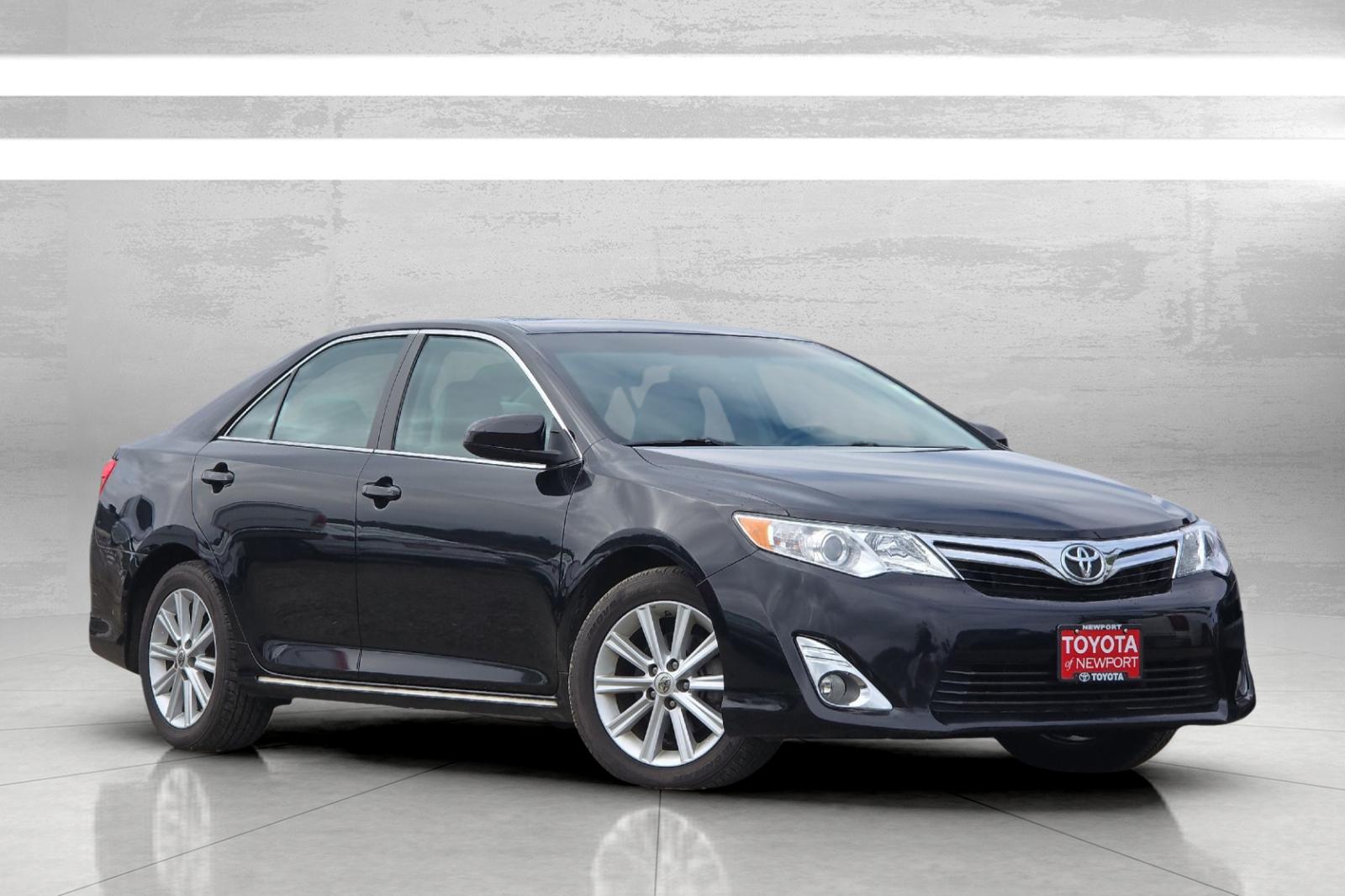 Used 2014 Toyota Camry XLE with VIN 4T1BK1FK3EU543744 for sale in Newport, OR