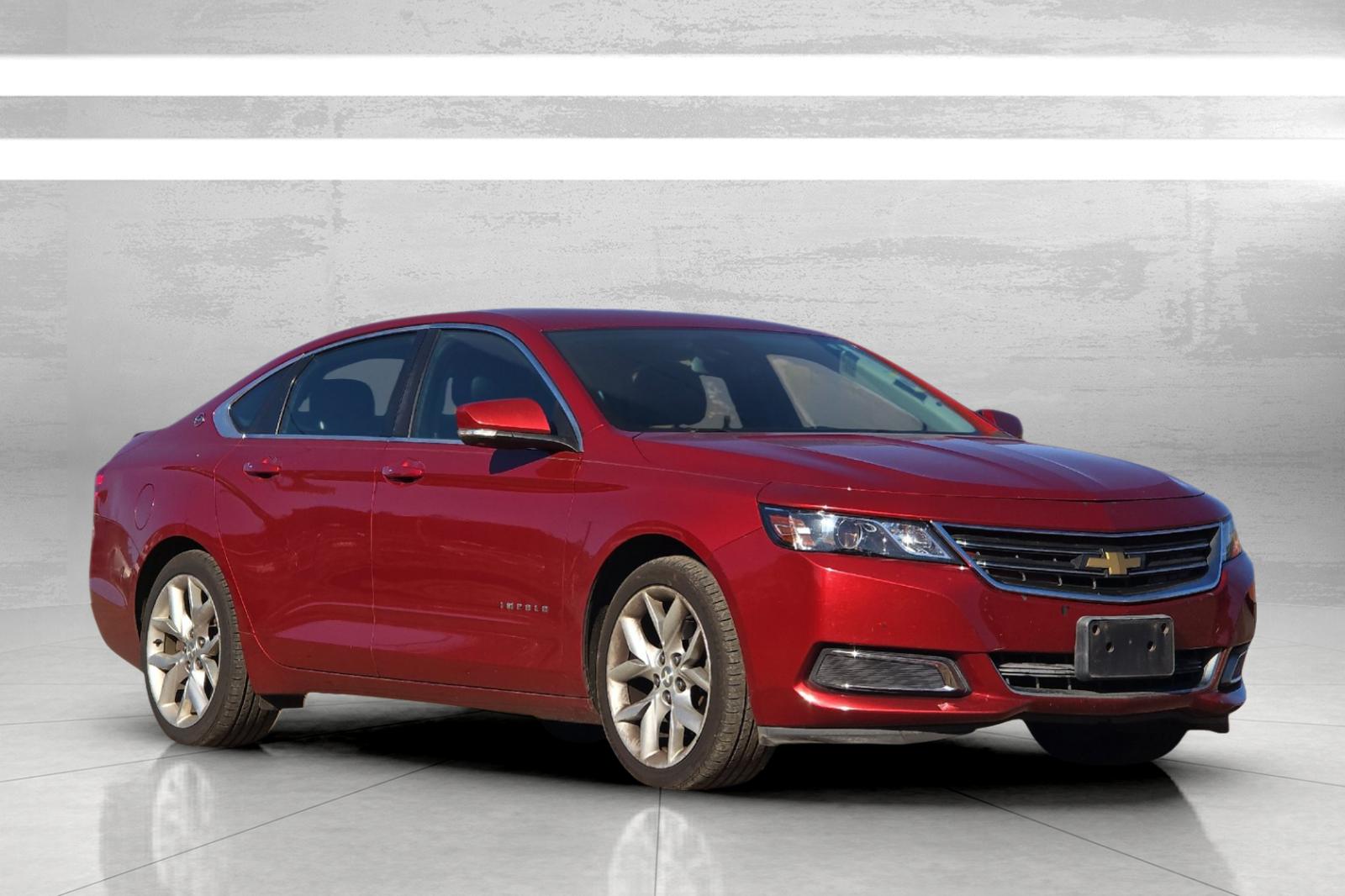 Used 2014 Red Chevrolet LT image 2
