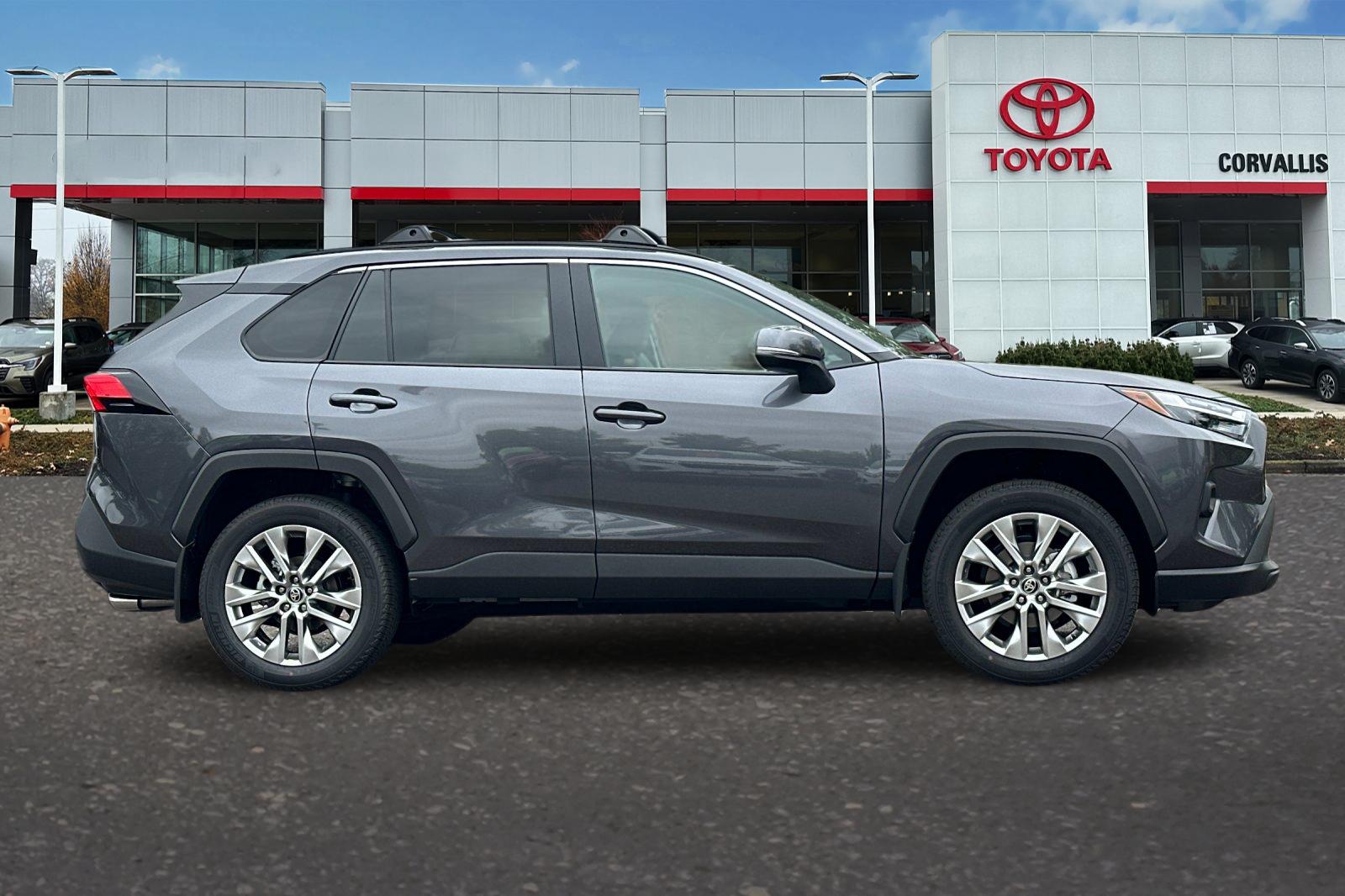 2025 Toyota RAV4 XLE Premium photo 3