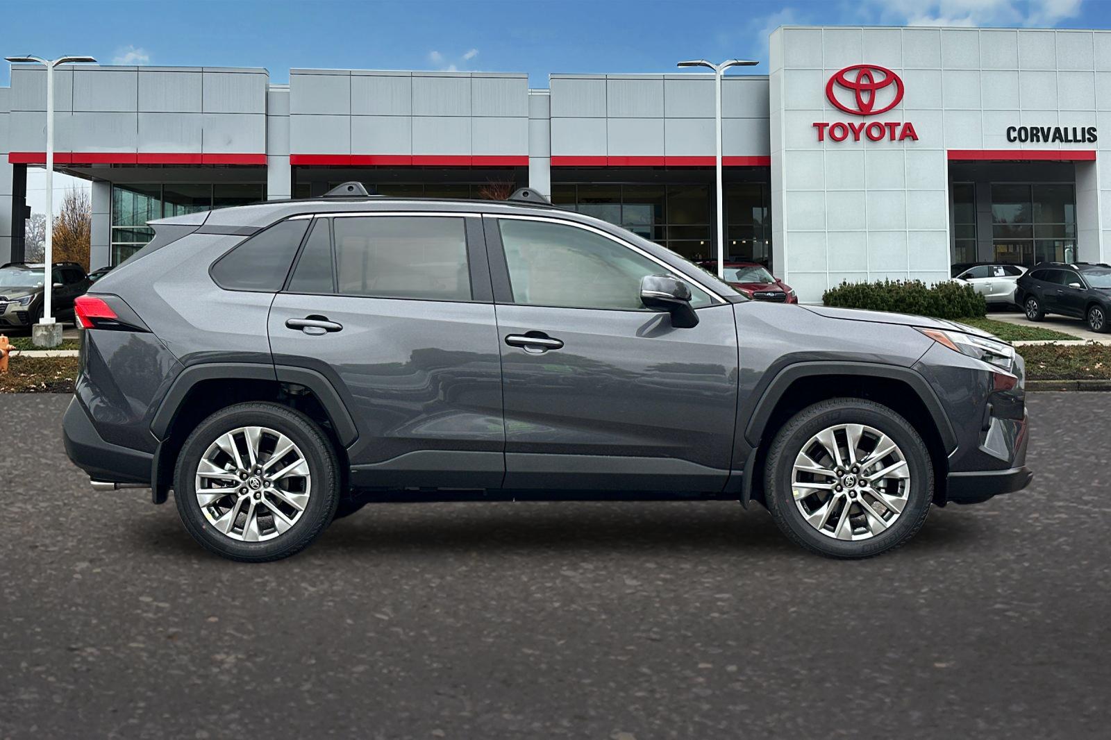 2025 Toyota RAV4 XLE Premium photo 3