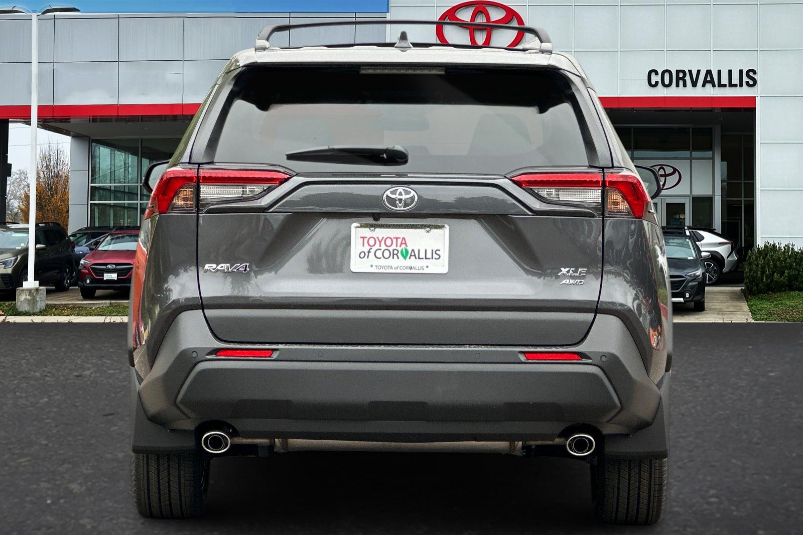 2025 Toyota RAV4 XLE Premium photo 5